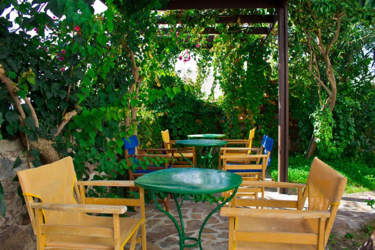 Efi'S Apartments Plaka (Milos) Exterior foto